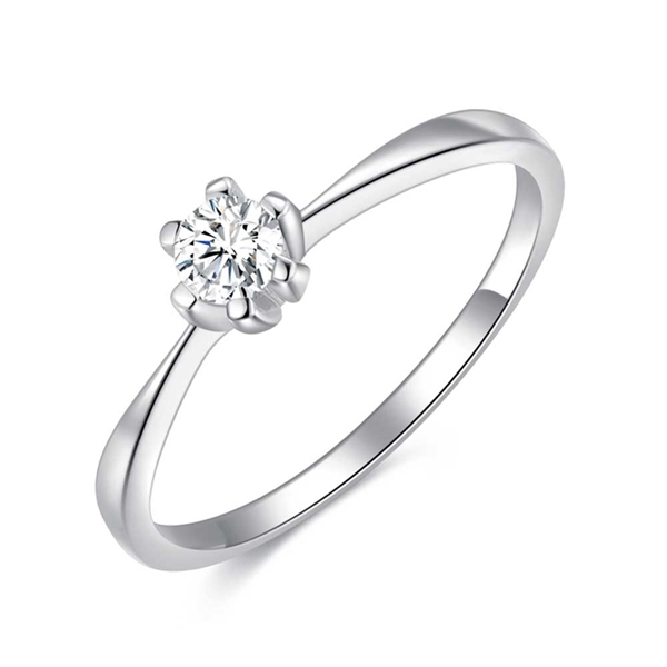 Ring i Sterling sølv med zirkonia